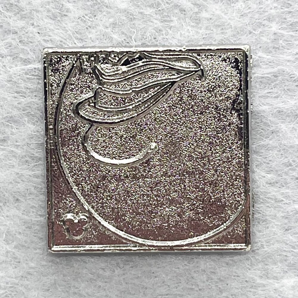 🔮 5/$25 Disney Smiling Villains The Little Mermaid Ursula Chaser Pin